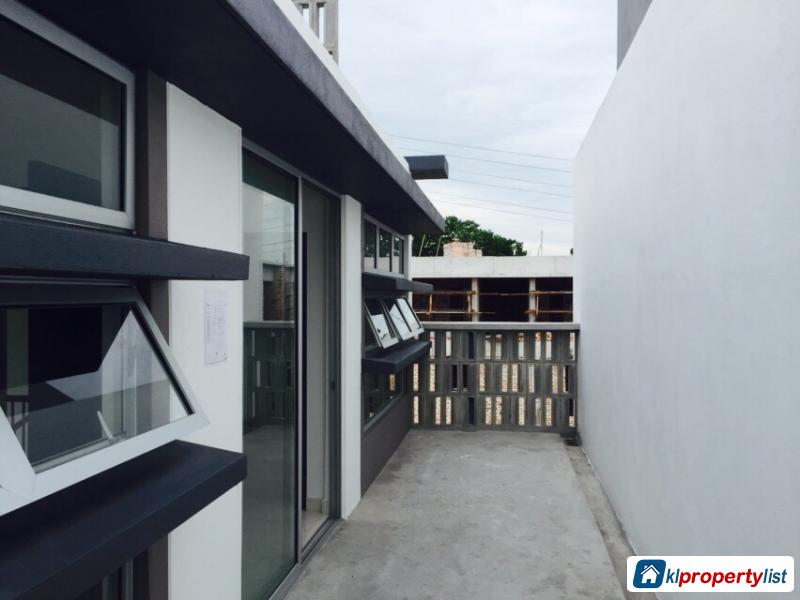 4 bedroom 3-sty Terrace/Link House for sale in Desa Pandan - image 11