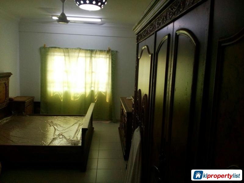 Picture of 3 bedroom Condominium for sale in Seri Kembangan in Selangor