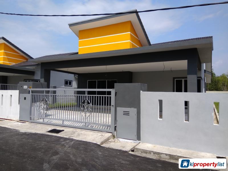 Picture of 4 bedroom Bungalow for sale in Seremban