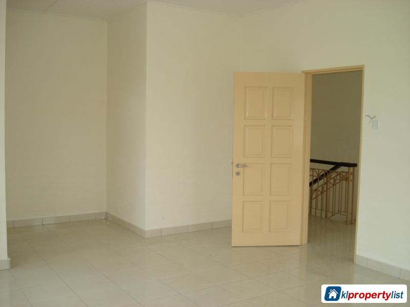 4 bedroom 2-sty Terrace/Link House for sale in Klang - image 4