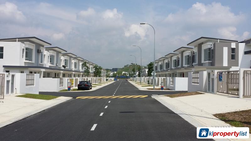 4 bedroom 2-sty Terrace/Link House for sale in Puchong - image 2