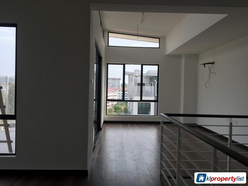 6 bedroom 3-sty Terrace/Link House for sale in Puchong - image 9
