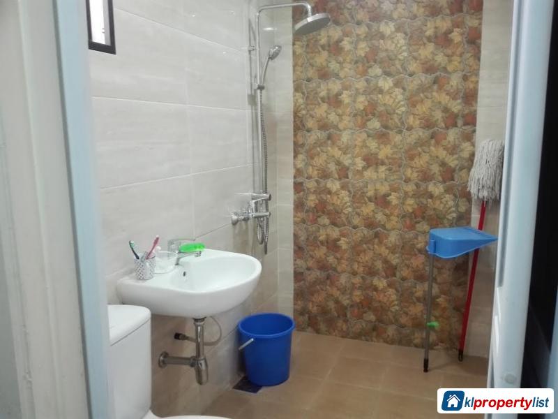 Townhouse for sale in Semenyih - image 5