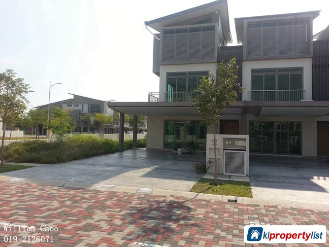 Pictures of 5 bedroom 3-sty Terrace/Link House for sale in Puchong