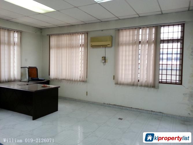 Factory for rent in Balakong - image 6