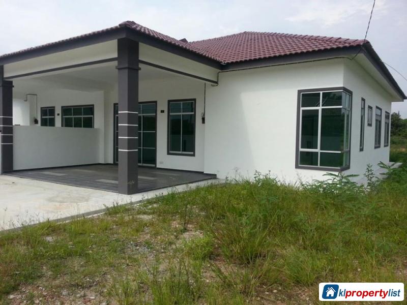 3 bedroom Semi-detached House for sale in Muar