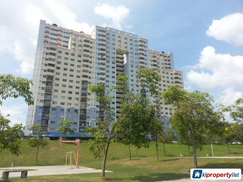 5 bedroom Condominium for sale in Seri Kembangan - image 2