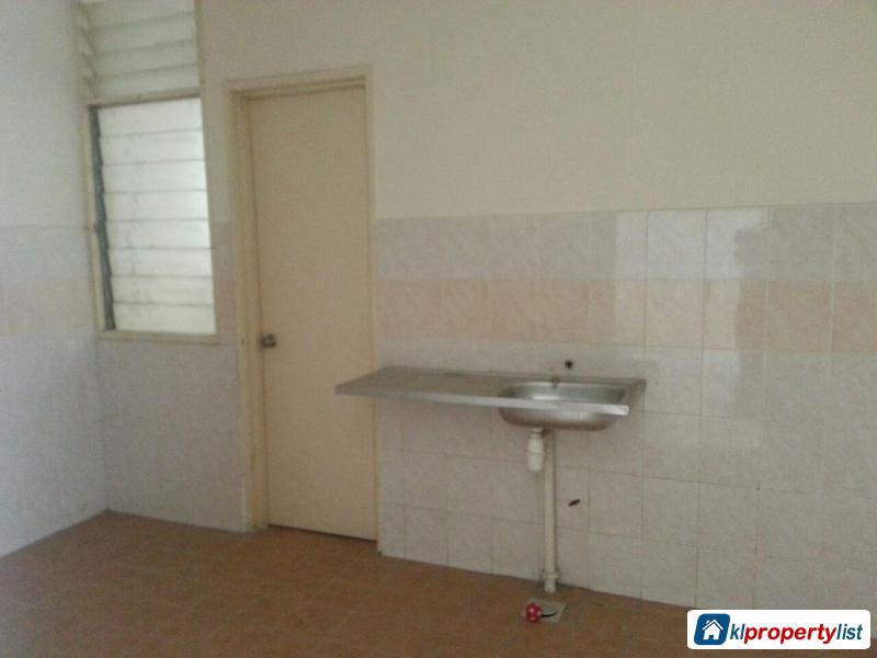 5 bedroom Condominium for sale in Seri Kembangan - image 4