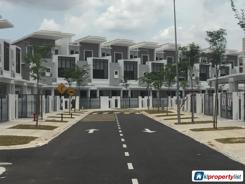 5 bedroom 3-sty Terrace/Link House for sale in Setia Alam - image 1