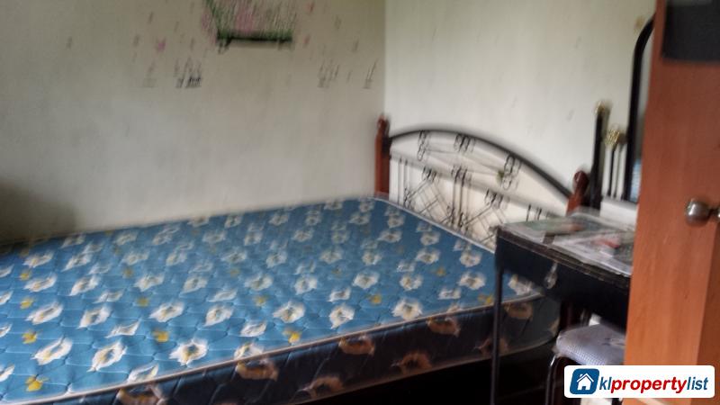 Room in apartment for rent in Bayan Lepas - image 10