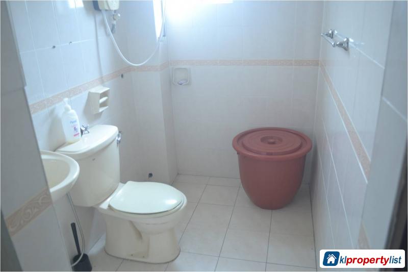 5 bedroom 2.5-sty Terrace/Link House for sale in Ampang in Malaysia - image
