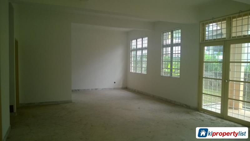 6 bedroom Bungalow for sale in Seremban