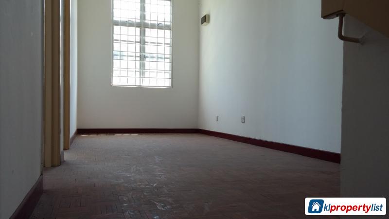 6 bedroom Bungalow for sale in Seremban in Negeri Sembilan