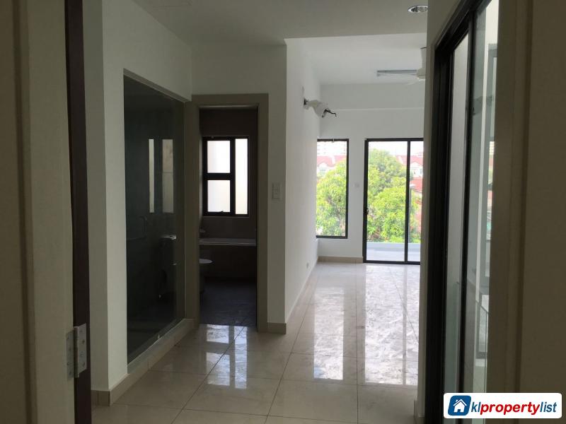 5 bedroom 3-sty Terrace/Link House for sale in Greenlane - image 3