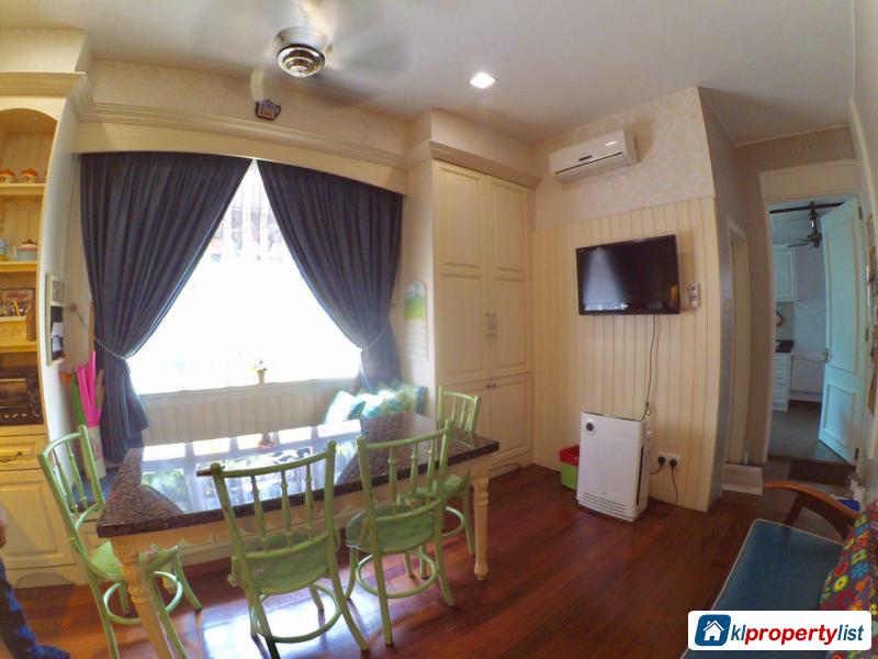 6 bedroom Bungalow for sale in Kajang in Malaysia - image