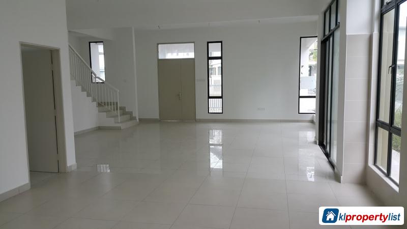 5 bedroom Semi-detached House for rent in Skudai in Johor