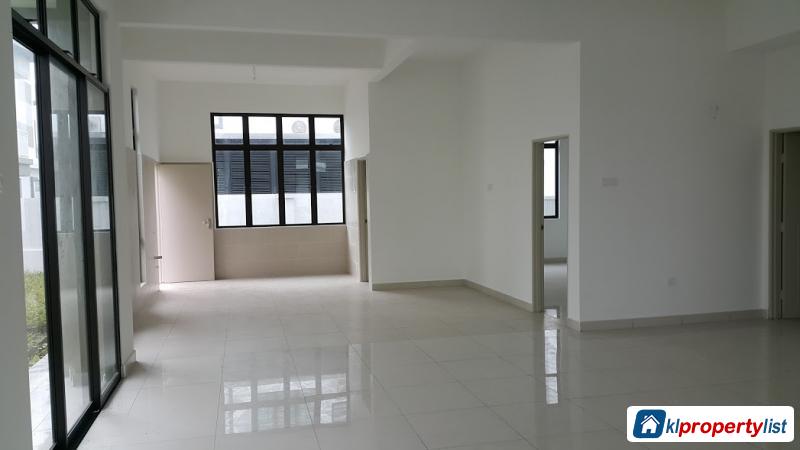 5 bedroom Semi-detached House for rent in Skudai in Malaysia
