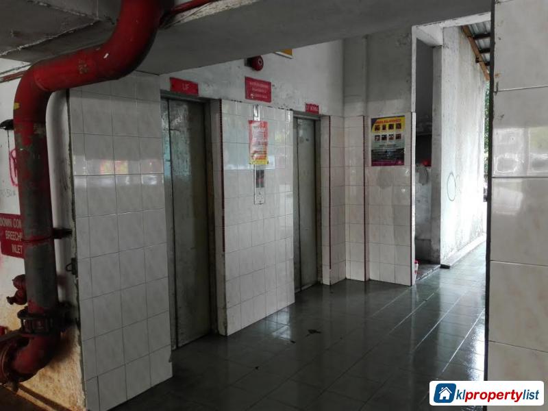 3 bedroom Apartment for sale in Semenyih in Selangor - image