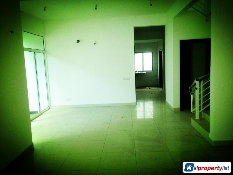 5 bedroom Semi-detached House for sale in Georgetown - image 2