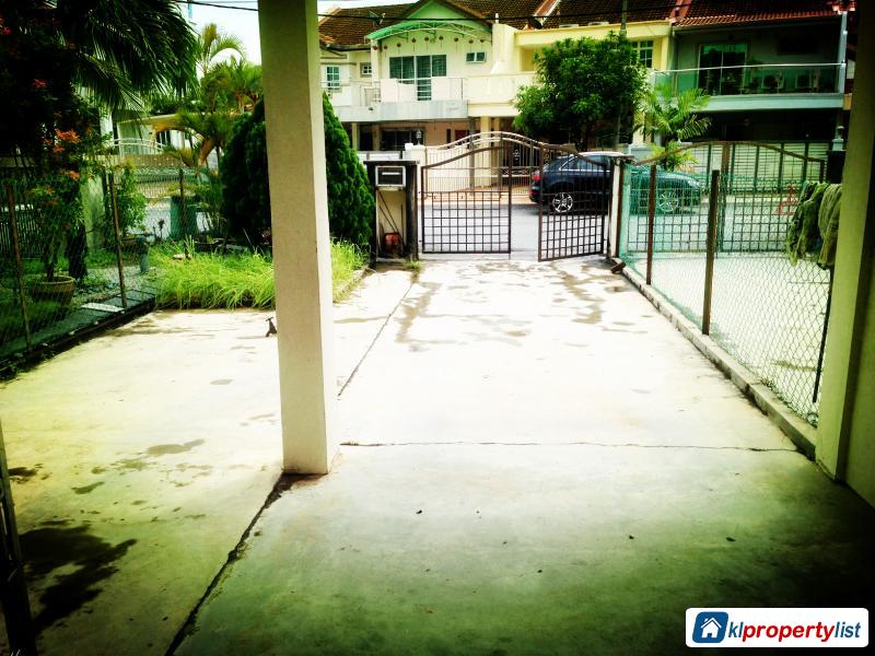 4 bedroom 2-sty Terrace/Link House for sale in Georgetown - image 2