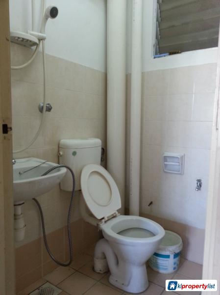 3 bedroom Apartment for rent in Bandar Menjalara - image 9