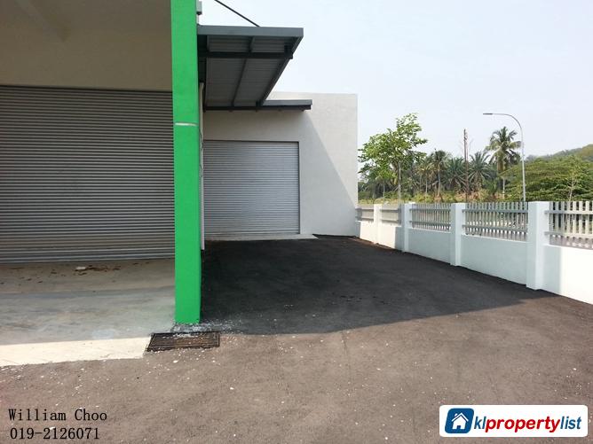 Factory for rent in Beranang - image 2