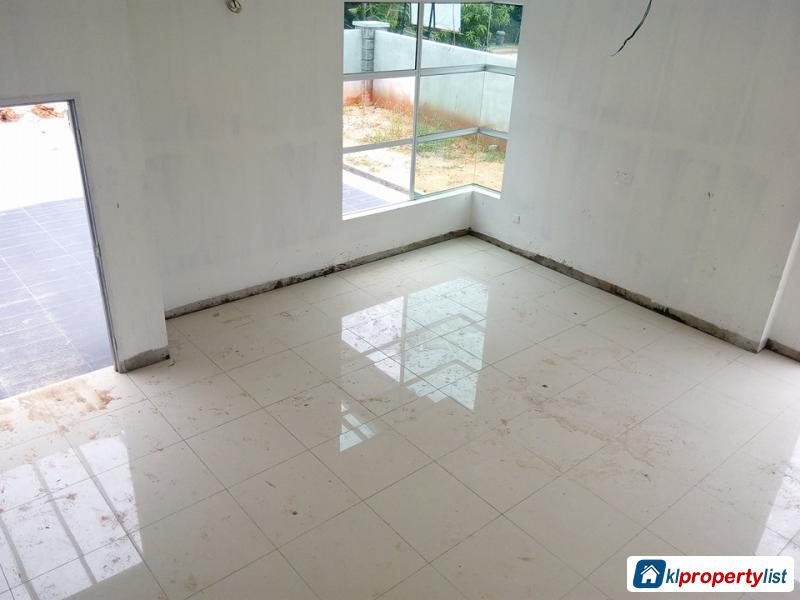 4 bedroom 2-sty Terrace/Link House for sale in Muar - image 2
