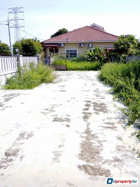 3 bedroom 1-sty Terrace/Link House for sale in Muar - image 2