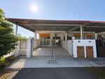 END LOT SINGLE STOREY TAMAN SALAK IMPIAN, SALAK TINGGI FOR SALE
